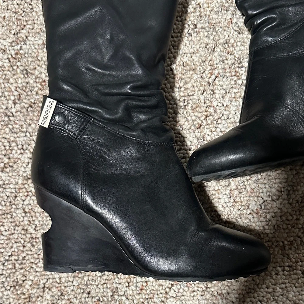 Tsubo Black Leather Wedge Knee High  Boots - Size 6.5 - Picture 2 of 10